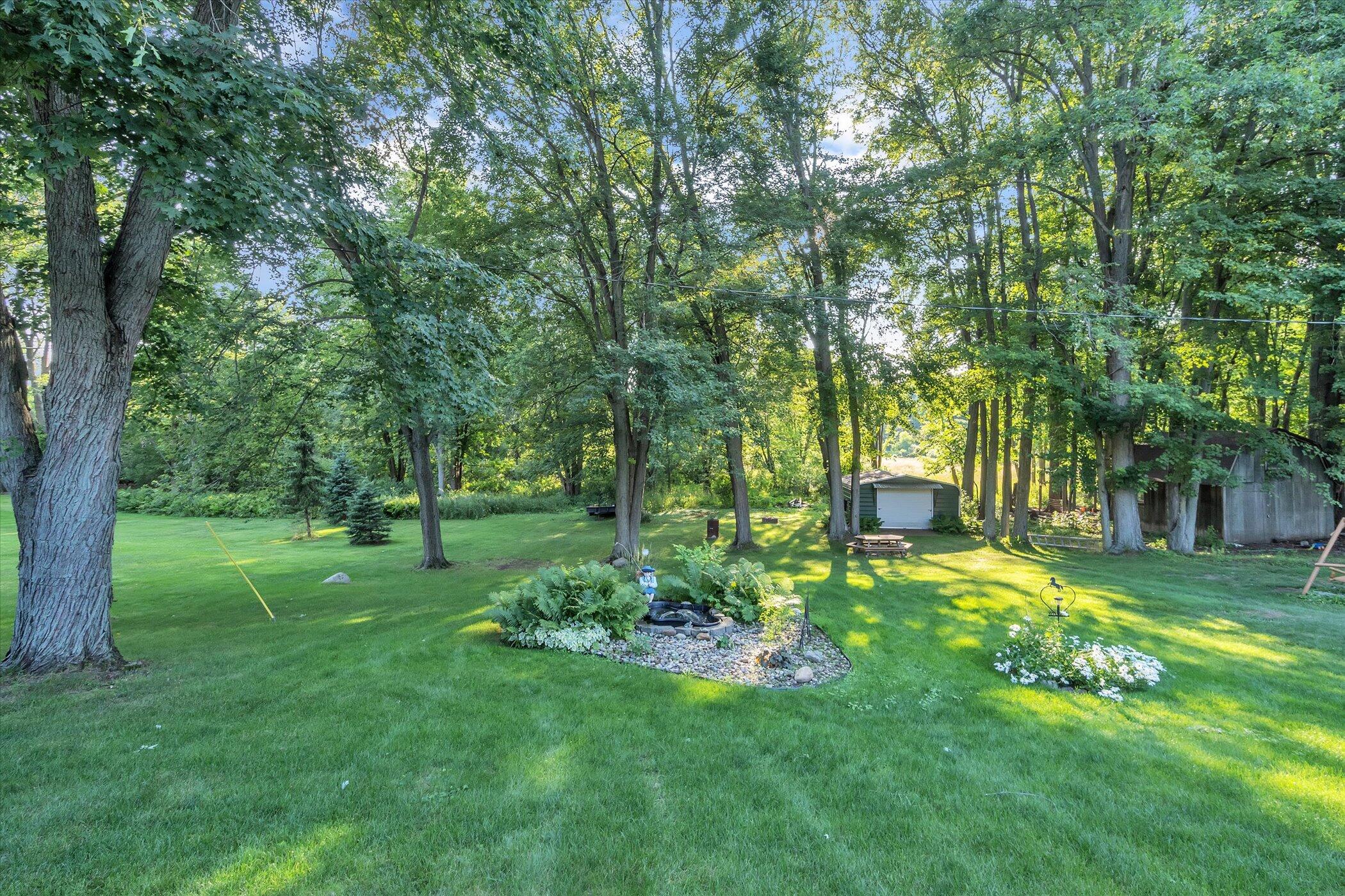 3322 Reynolds Road Jackson, MI 49201 - Photo 3 of 49 48-3322-Reynolds-Rd-WindowStill-Real-Est