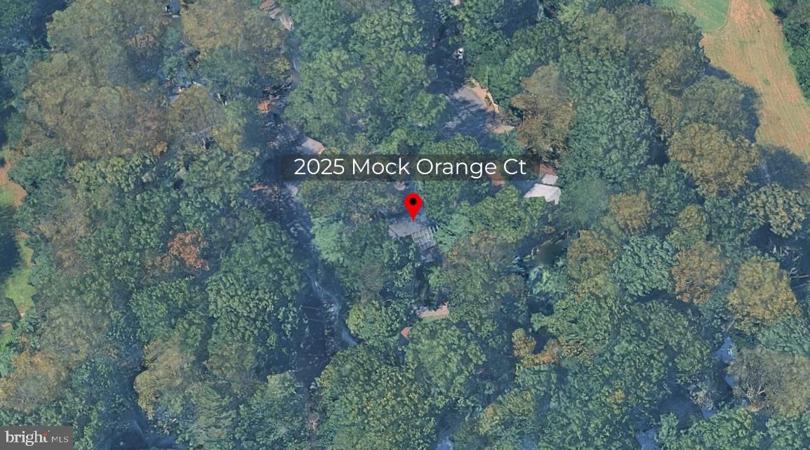 2025 Mock Orange Court Reston, VA 20191 - Photo 47 of 51 Gallery Image 47