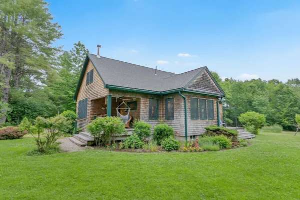 $650,000 | 827 Sligo Road, North Yarmouth, ME 04097