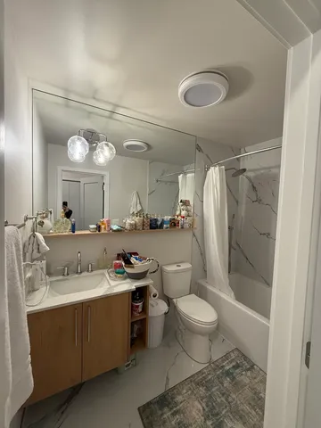 $2,500 | 927 North Mozart Street, Unit 2, Chicago, IL 60622