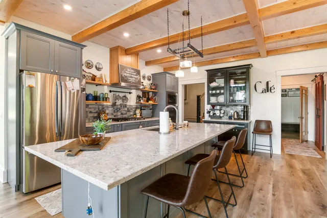 $49,000 | 896 Melendy Hill Road, Londonderry, VT 05155