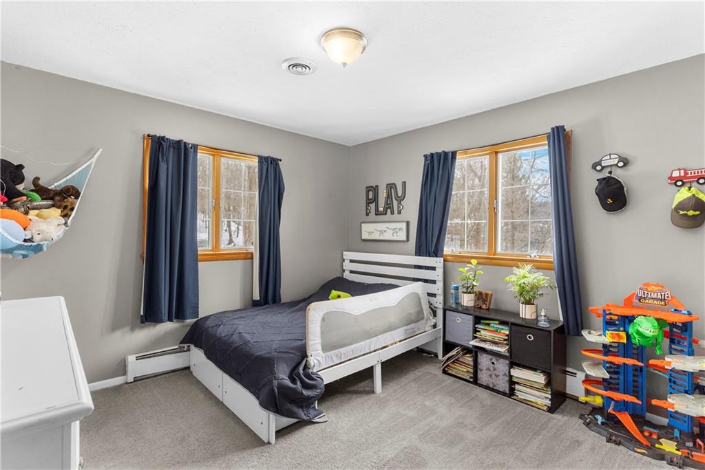 522 Spring Street Jamestown, PA 16134 - Photo 20 of 35 a bedroom with a bed and a window