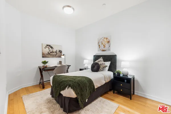 $689,000 | 801 South Grand Avenue, Unit 1508, Los Angeles, CA 90017