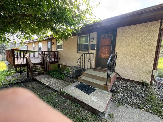 $549,900 | 323 Van Buren Avenue North, Hopkins, MN 55343