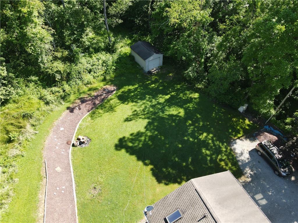 121 Altman Road Jeannette, PA 15644 - Photo 3 of 13 Gallery Image 3