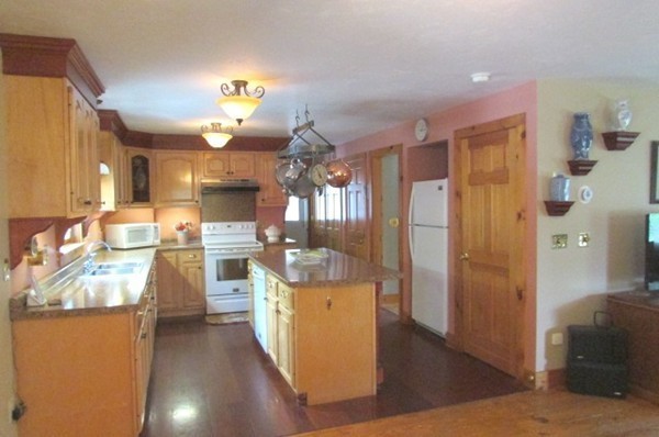 435 Little Rest Road Warren, MA 01083 - Photo 10 of 30