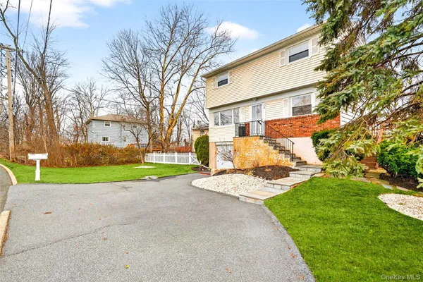 $749,999 | 959 Hartsdale Road, Elmsford, NY 10523