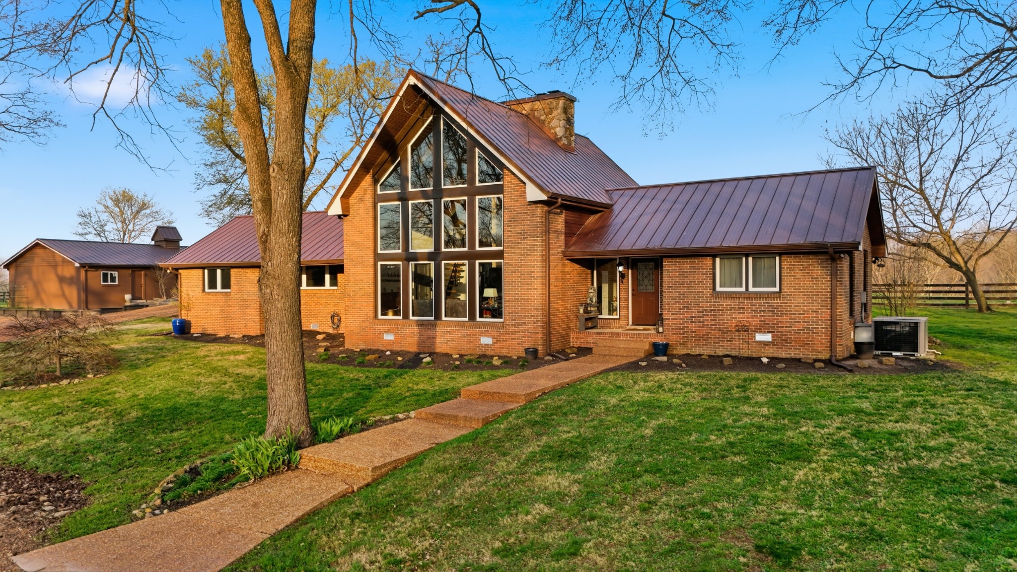 2830 Lockertsville Road Ashland City, TN 37015 - Photo 40 of 100 a front view of a house with a yard