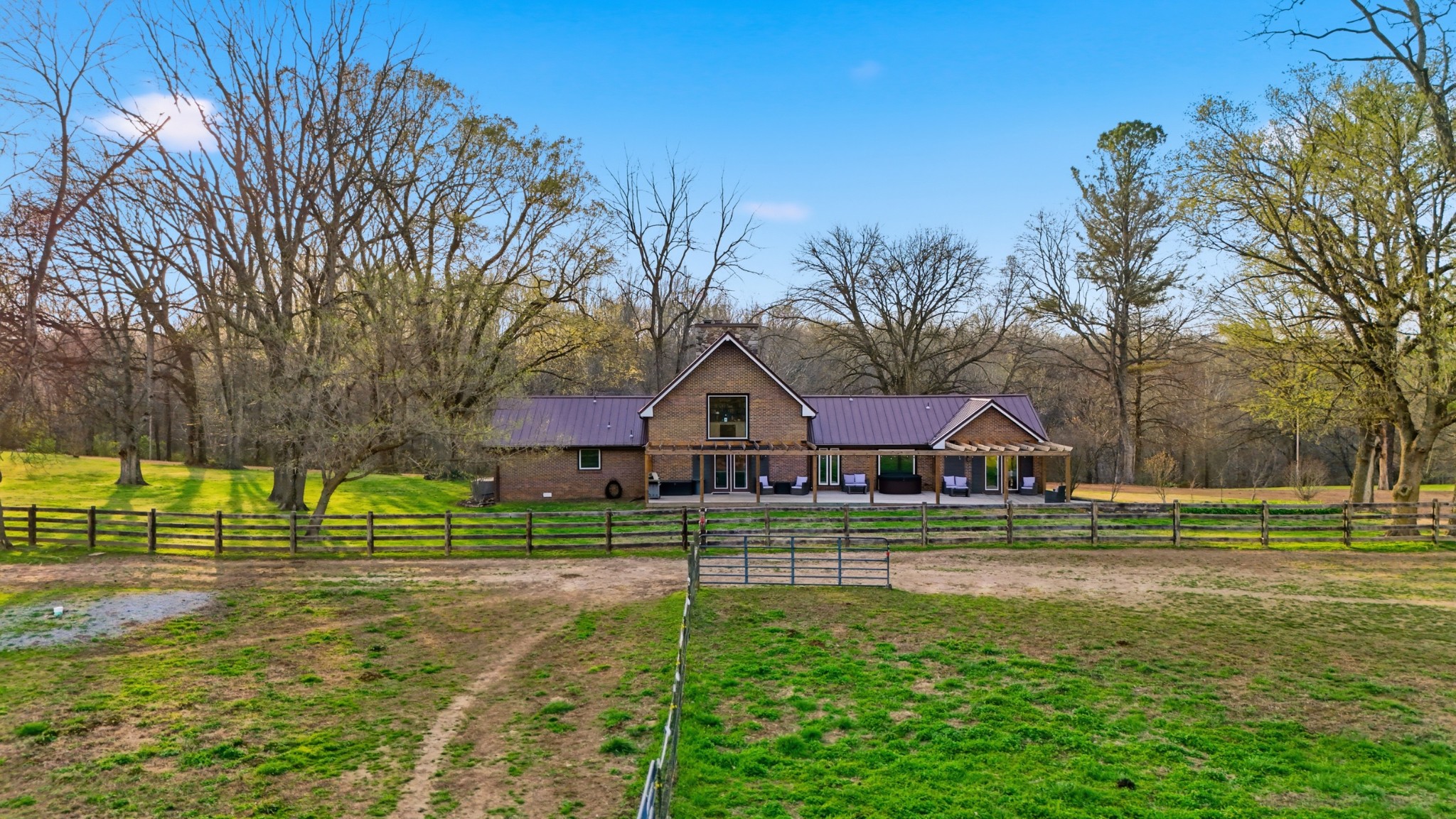 2830 Lockertsville Road Ashland City, TN 37015 - Photo 41 of 100 a house with a big yard and large trees