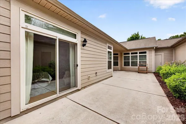 $485,000 | 4430 Parkgate Drive, Matthews, NC 28105