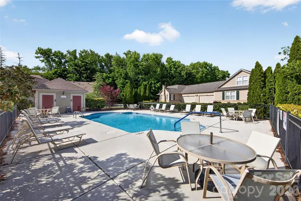 $485,000 | 4430 Parkgate Drive, Matthews, NC 28105