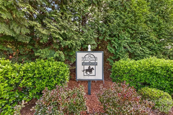 $485,000 | 4430 Parkgate Drive, Matthews, NC 28105