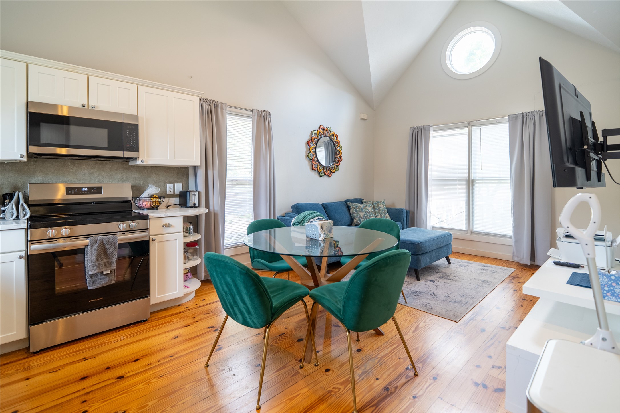 604 West Drew Street Houston, TX 77006 - Photo 6 of 14