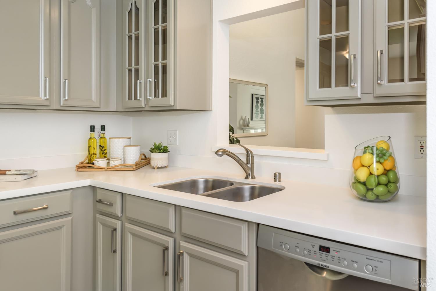 137 Koch Road Corte Madera, CA 94925 - Photo 12 of 24