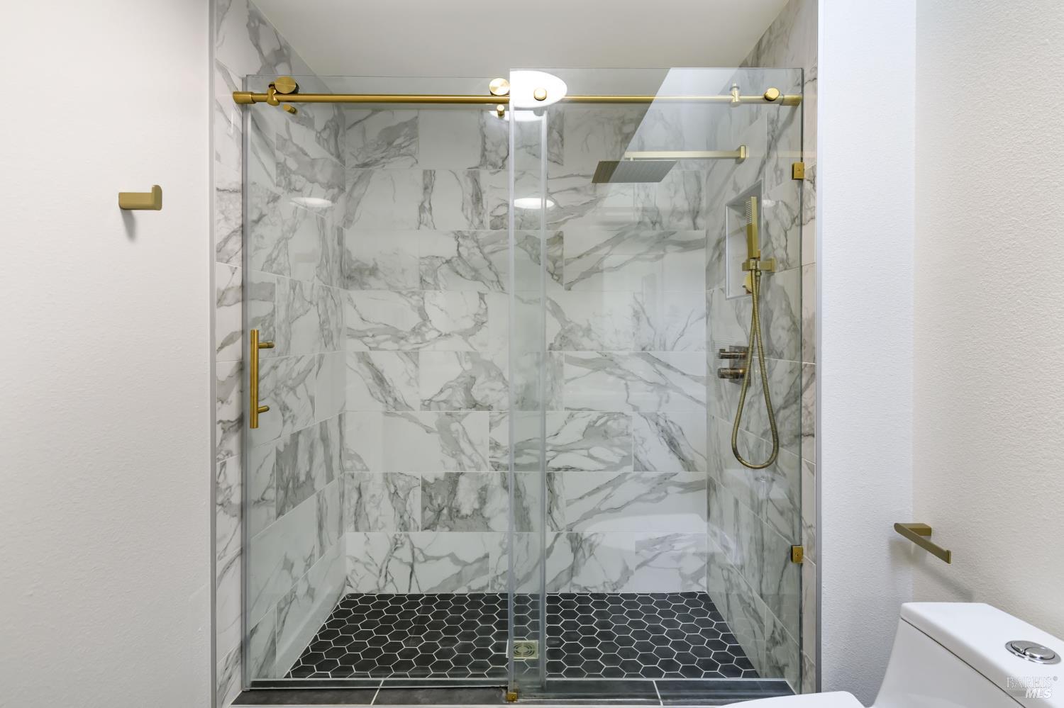 137 Koch Road Corte Madera, CA 94925 - Photo 19 of 24