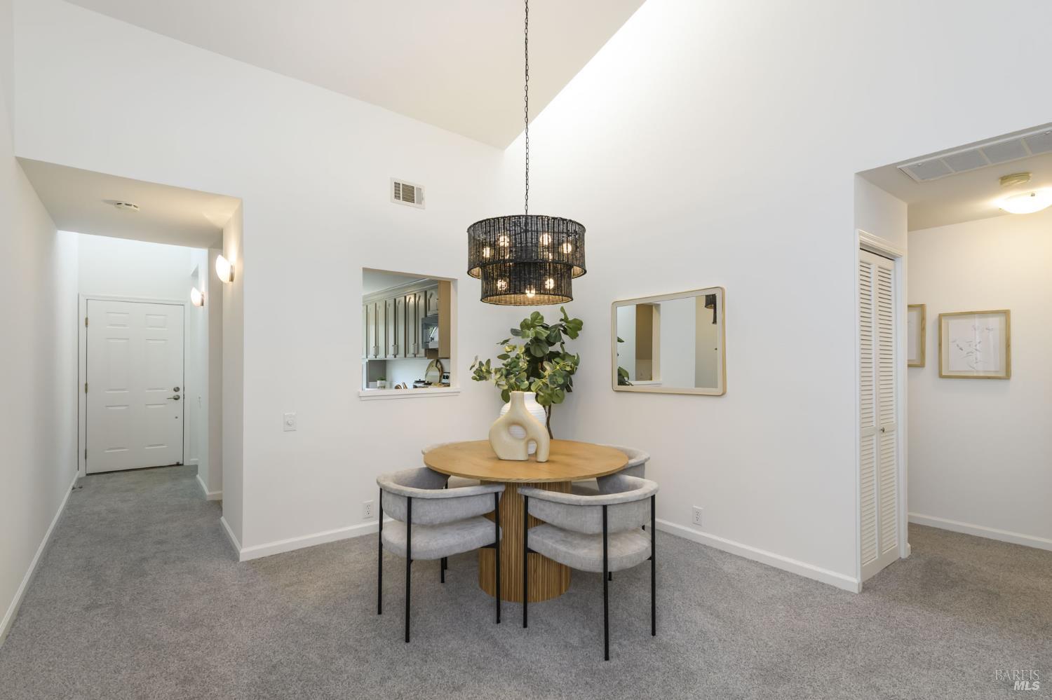 137 Koch Road Corte Madera, CA 94925 - Photo 4 of 24