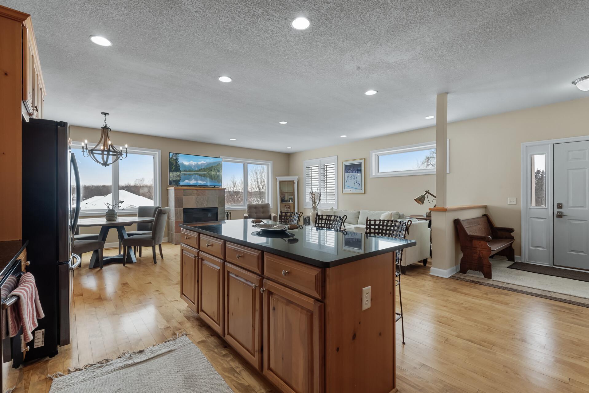 777 Hamel Road Medina, MN 55340 - Photo 9 of 33 Gallery Image 9