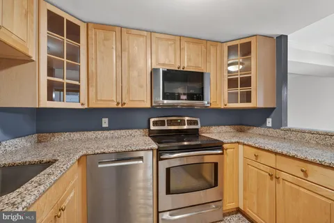 $319,000 | 4601 North Park Avenue, Unit 402B, Chevy Chase, MD 20815