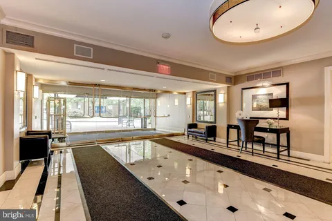 $319,000 | 4601 North Park Avenue, Unit 402B, Chevy Chase, MD 20815