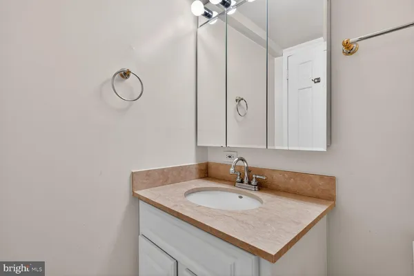 $314,000 | 4601 North Park Avenue, Unit 402B, Chevy Chase, MD 20815