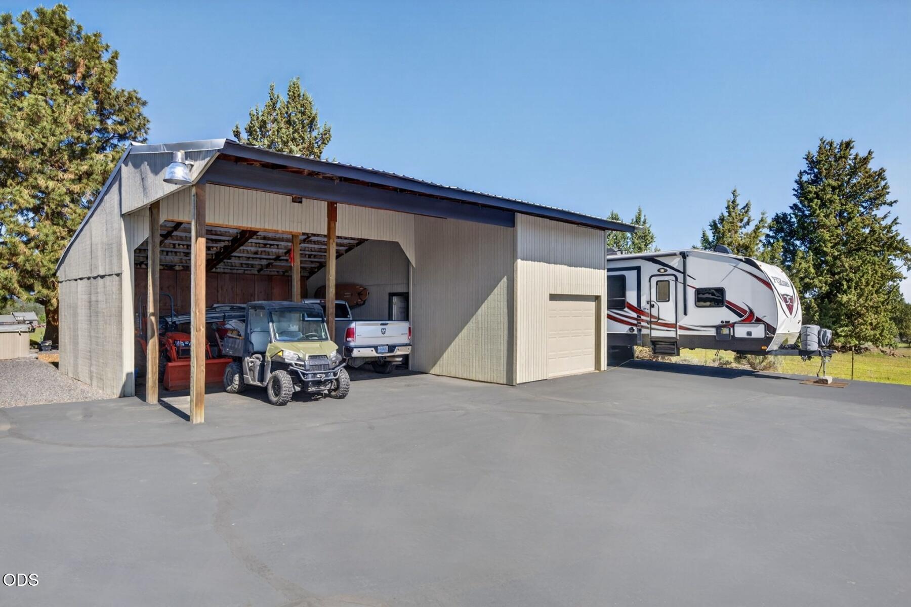 60376 Arnold Market Road Bend, OR 97702 - Photo 42 of 47