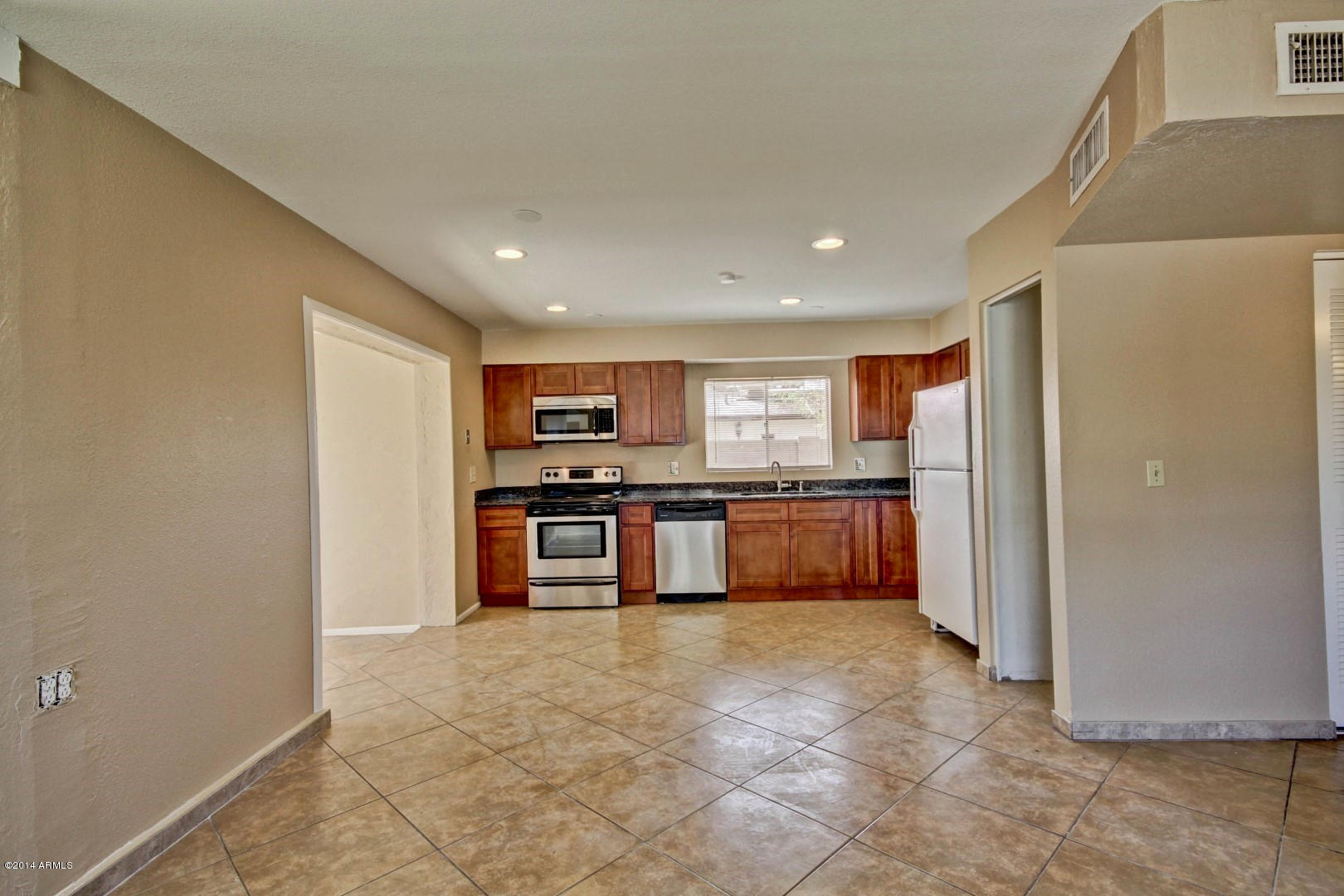 4449 West Hatcher Road Glendale, AZ 85302 - Photo 14 of 35 Hatcher (11)