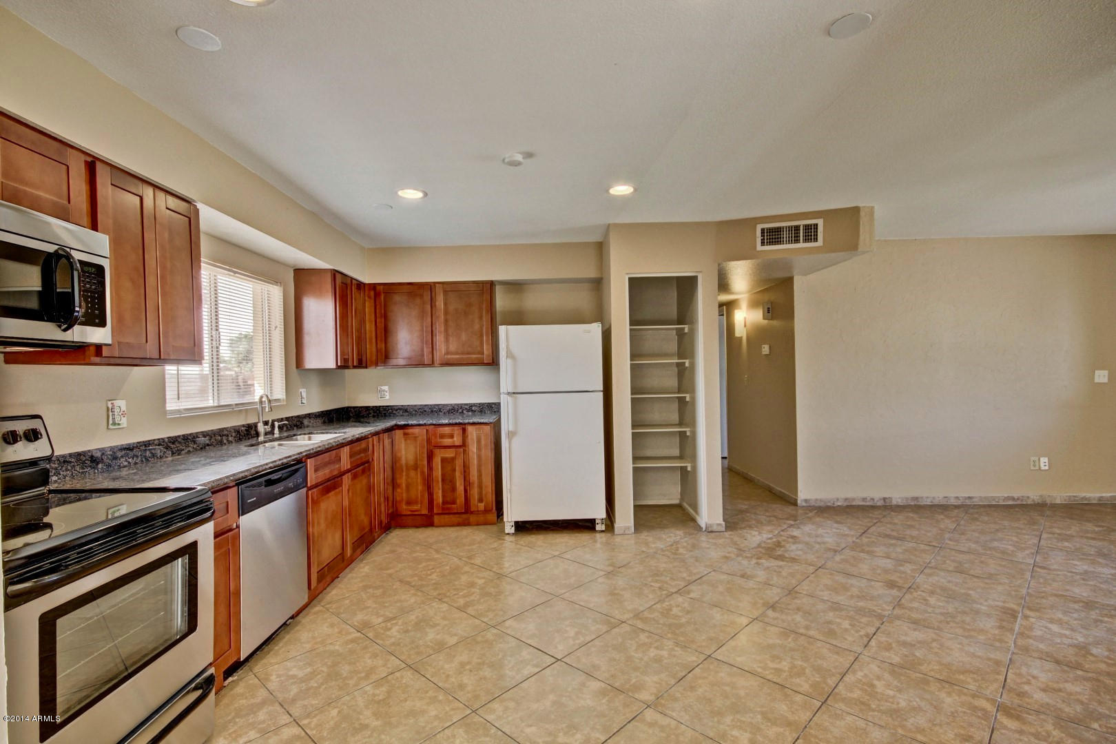 4449 West Hatcher Road Glendale, AZ 85302 - Photo 16 of 35 Hatcher (13)