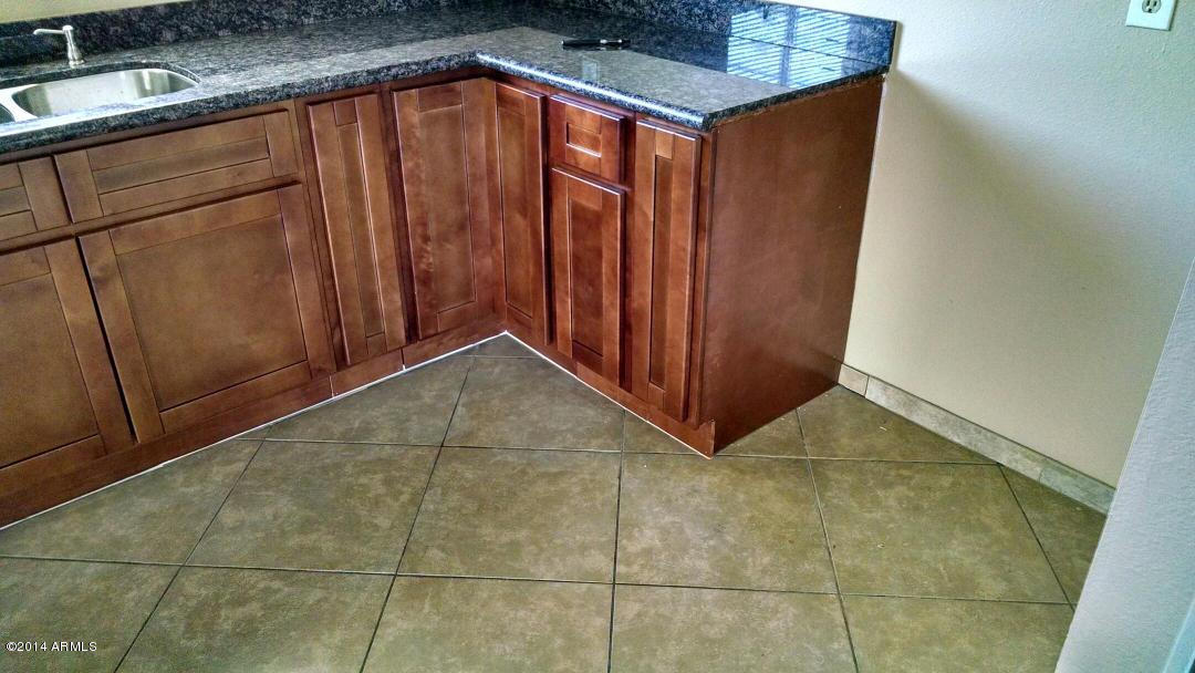 4449 West Hatcher Road Glendale, AZ 85302 - Photo 8 of 35 image_3
