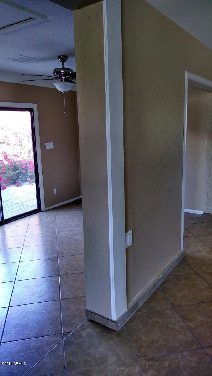 4449 West Hatcher Road Glendale, AZ 85302 - Photo 9 of 35 image_2