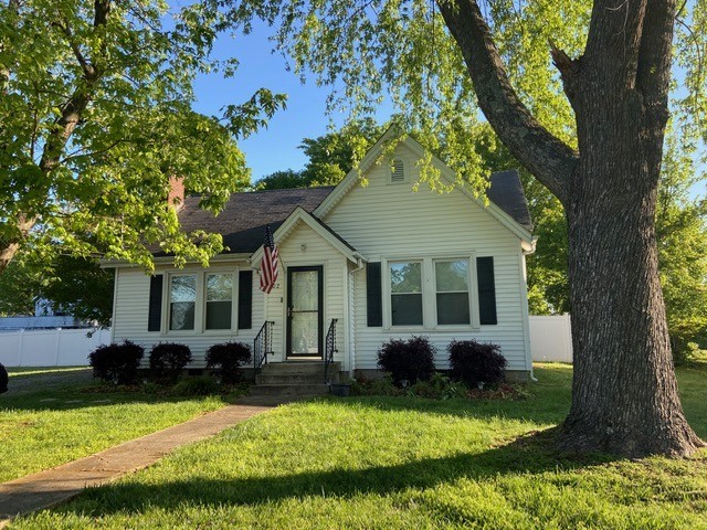 202 Eugene Road Columbia, TN 38401 - Photo 2 of 14 Gallery Image 2