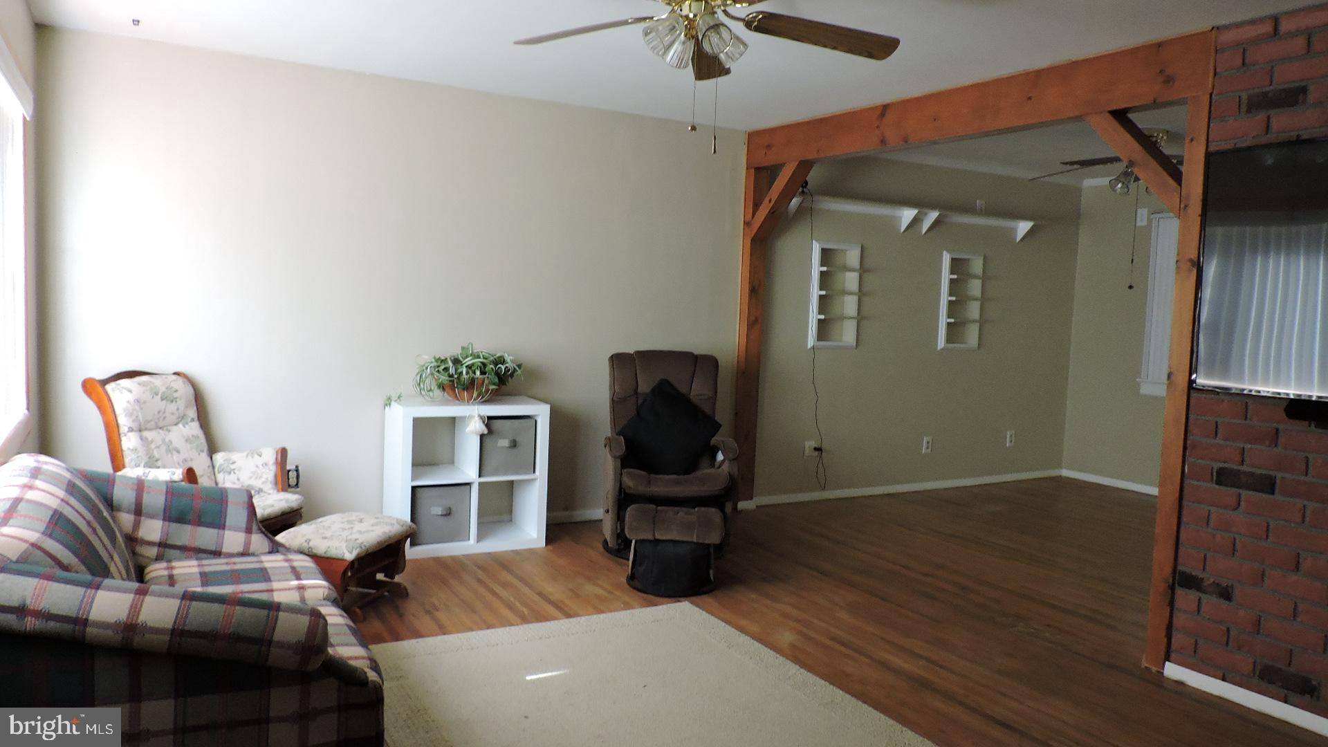 11 Walton Road Mount Holly, NJ 08060 - Photo 2 of 18
