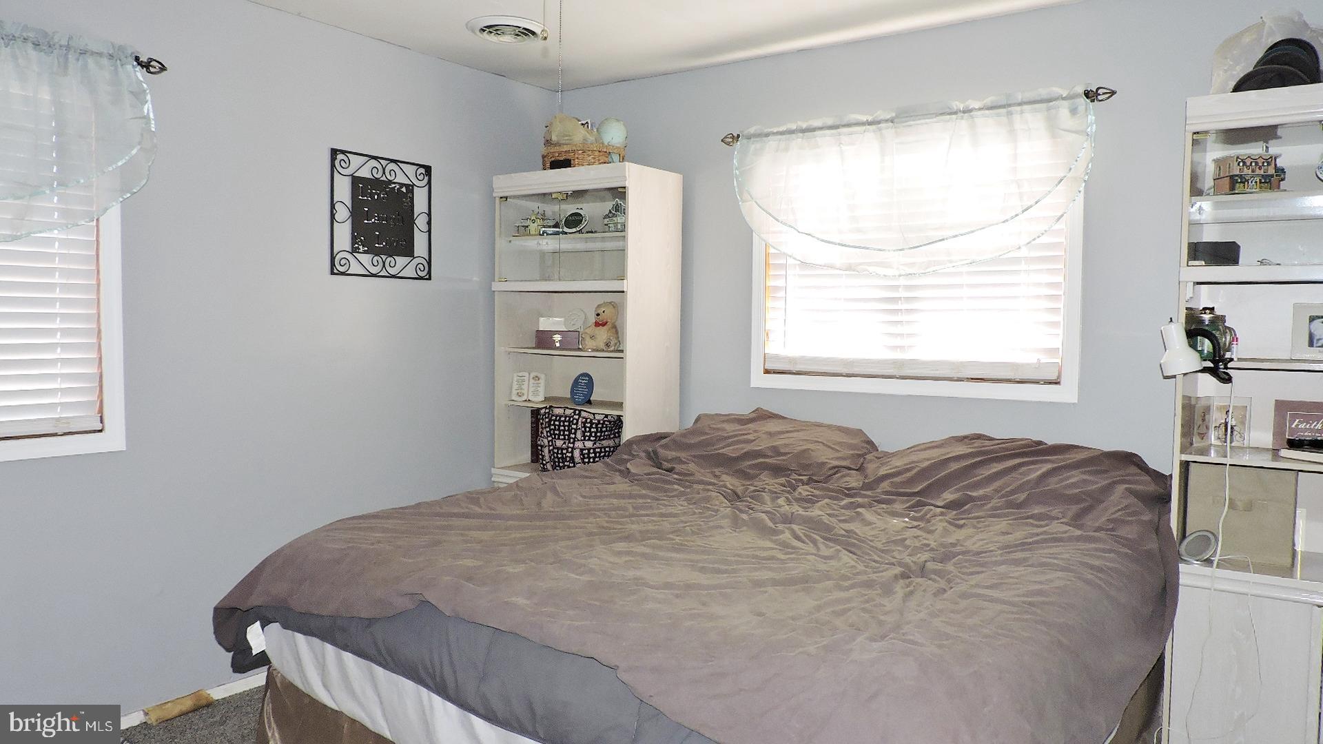 11 Walton Road Mount Holly, NJ 08060 - Photo 16 of 18