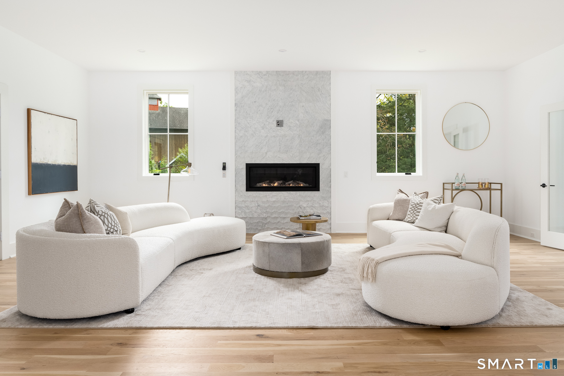 460 Middlesex Road Darien, CT 06820 - Photo 7 of 30 Living Room with FP