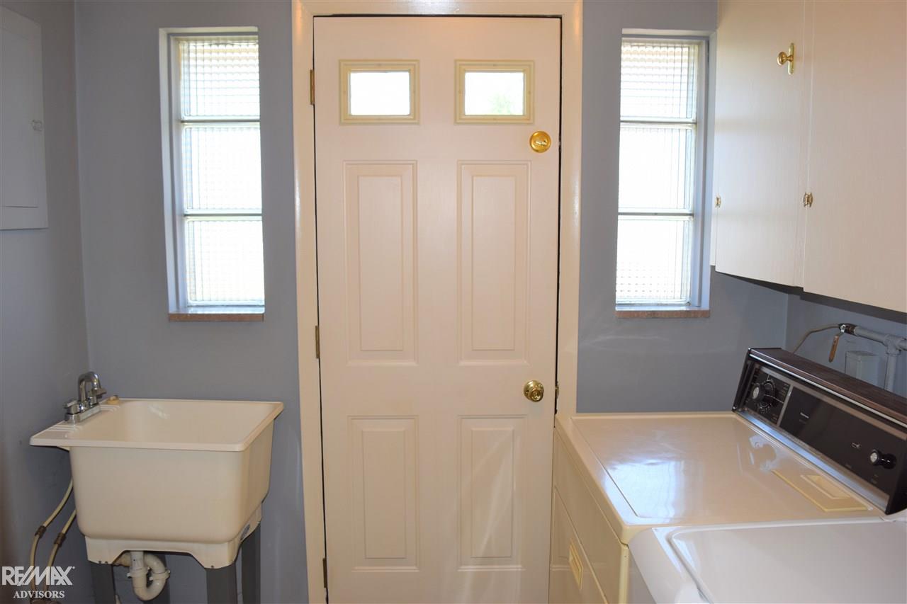 37911 Pointe Rosa Street Harrison Township, MI 48045 - Photo 34 of 47 Two doors to patio