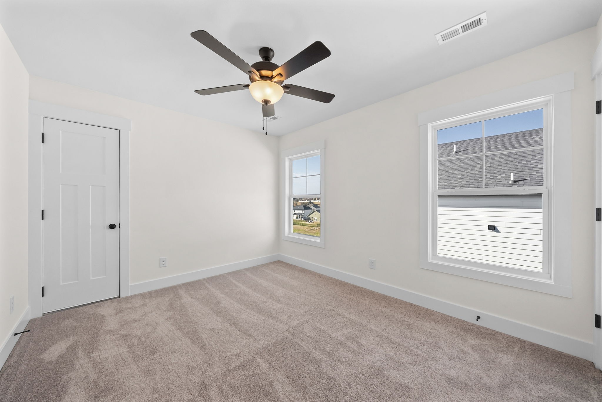 1593 Collins View Way Clarksville, TN 37043 - Photo 30 of 49 a view of an empty room with a window