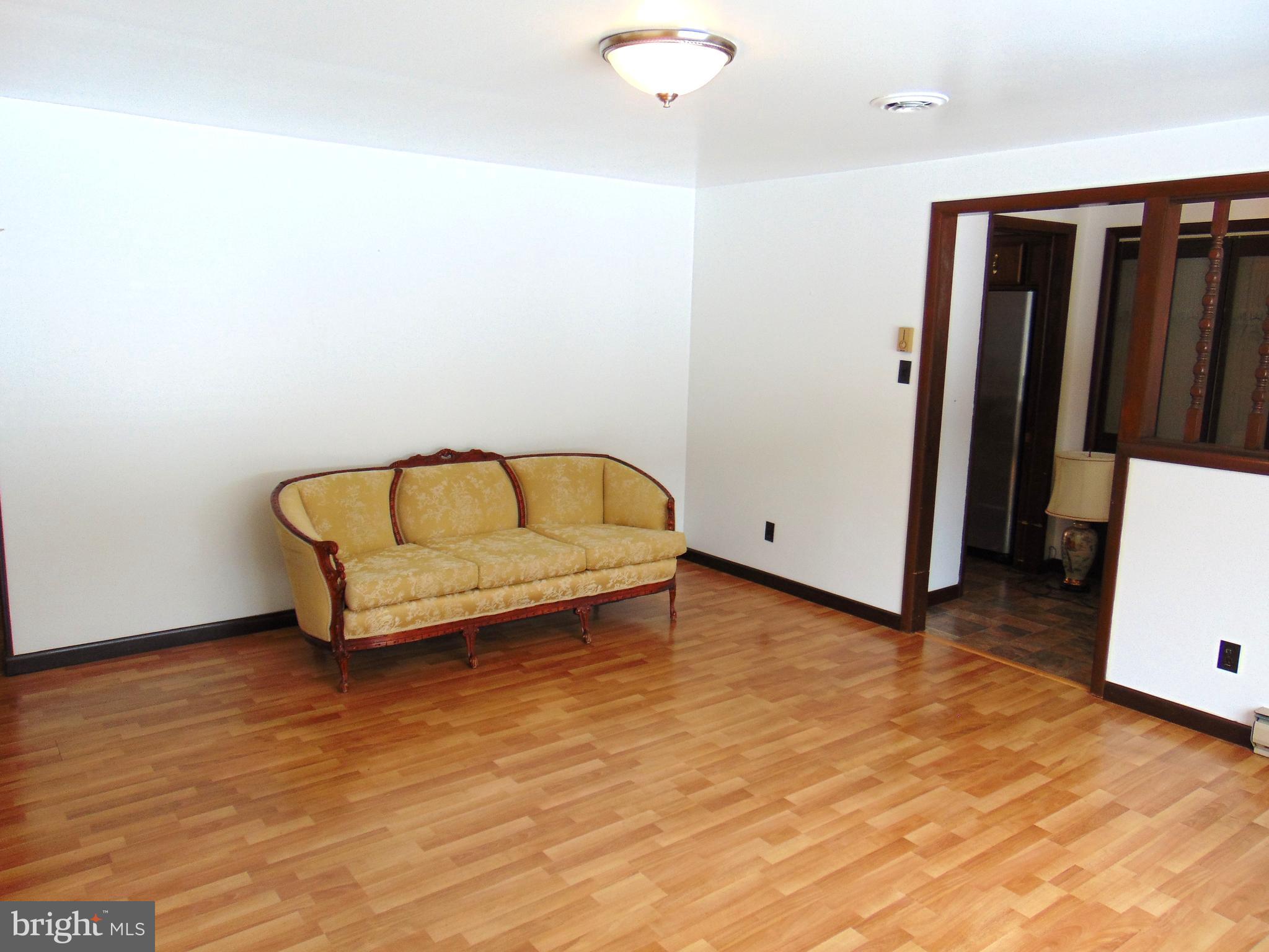 2029 Reed Road Knoxville, MD 21758 - Photo 15 of 96 living room