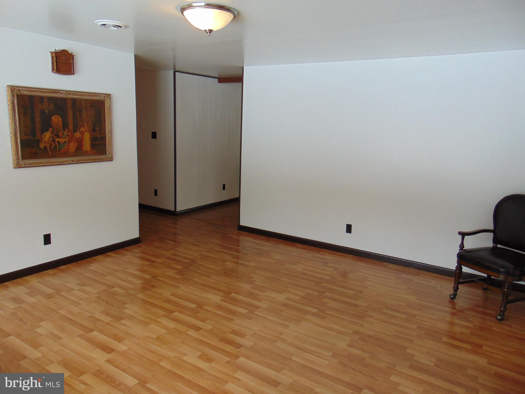 2029 Reed Road Knoxville, MD 21758 - Photo 16 of 96 living room