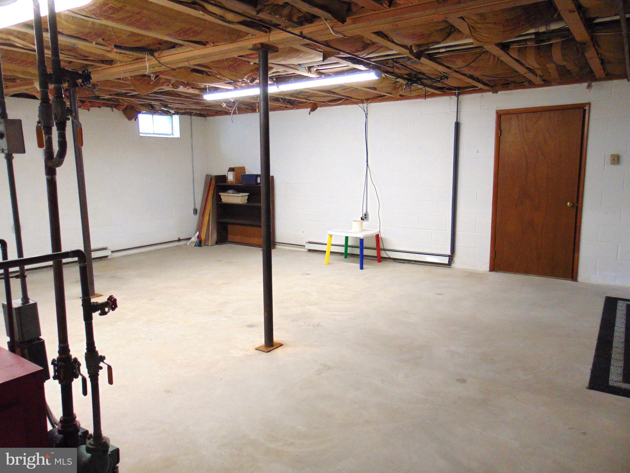 2029 Reed Road Knoxville, MD 21758 - Photo 43 of 96 Basement entire size of home ready decorate?