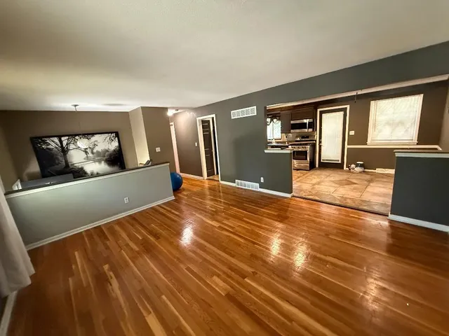 $199,000 | 3301 East 106th Terrace, Kansas City, MO 64137