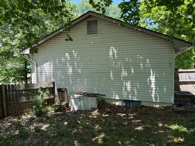 $199,000 | 3301 East 106th Terrace, Kansas City, MO 64137