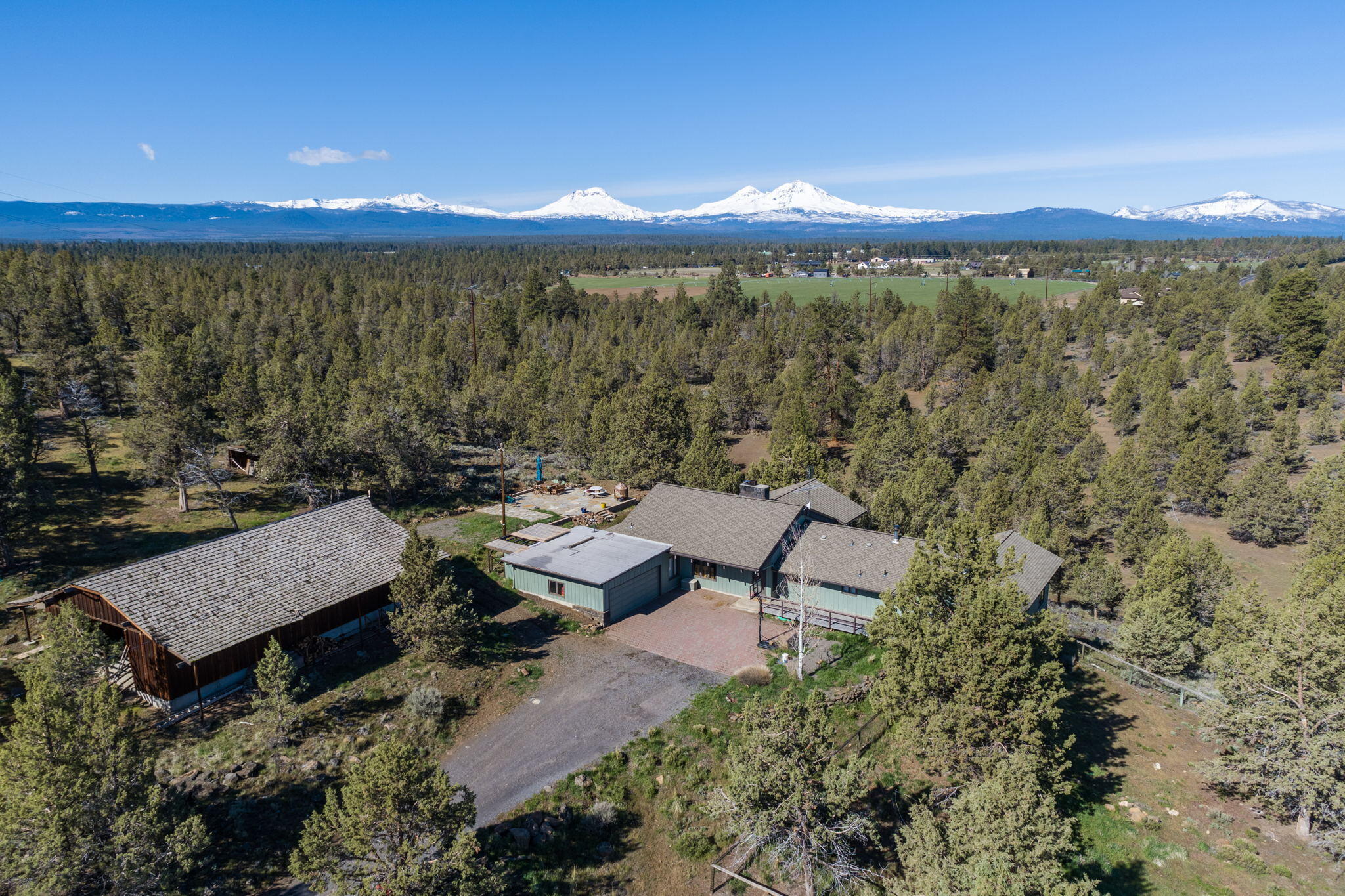 17575 Jordan Road Sisters, OR 97759 - Photo 1 of 59 2022_05_11_17575_jordan_rd-01