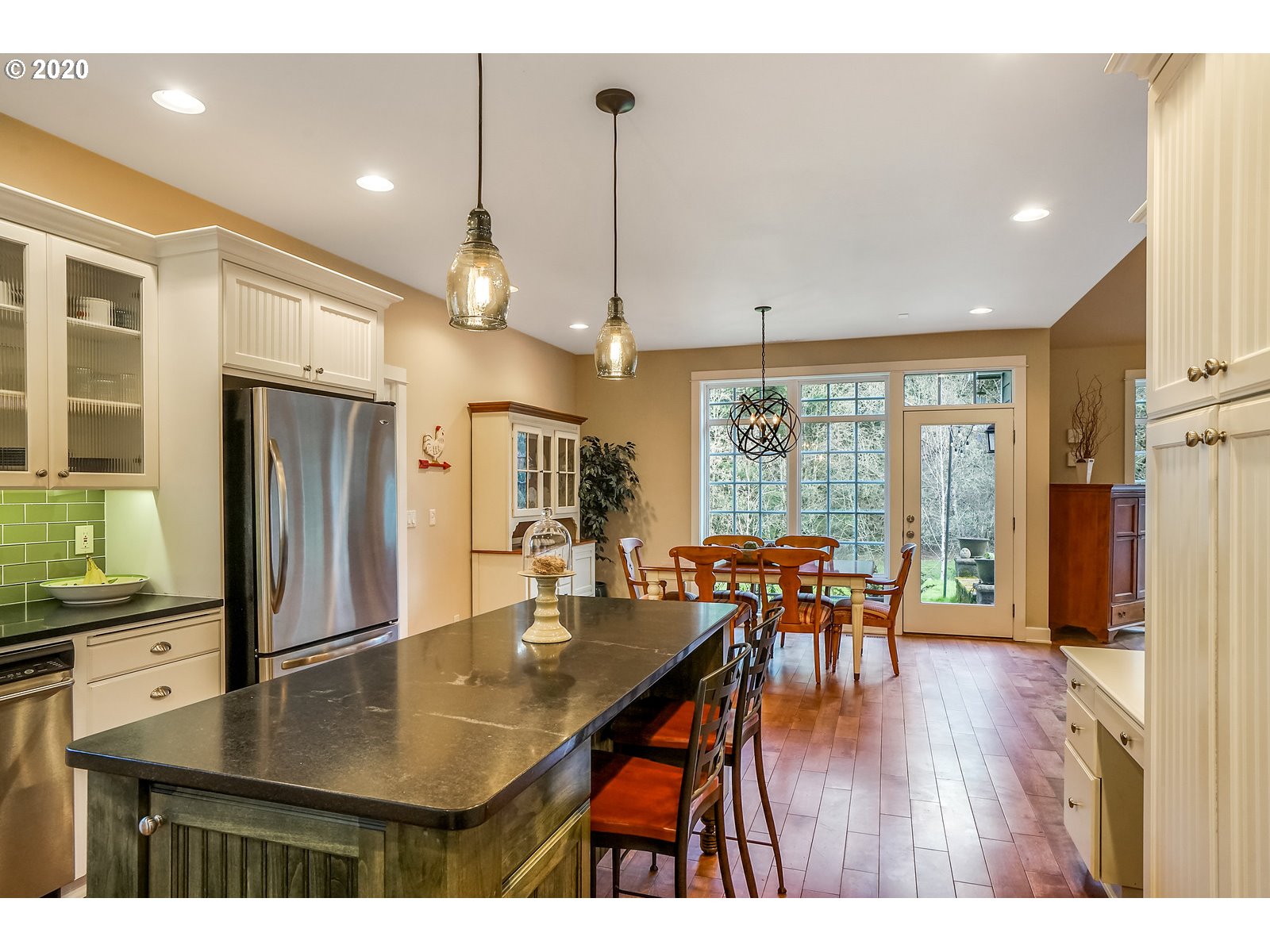 353 Rees Hill Road Southeast Salem, OR 97306 - Photo 12 of 32