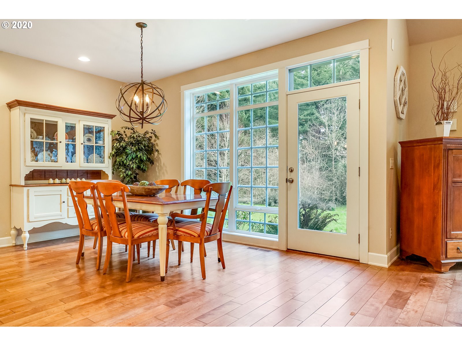 353 Rees Hill Road Southeast Salem, OR 97306 - Photo 15 of 32