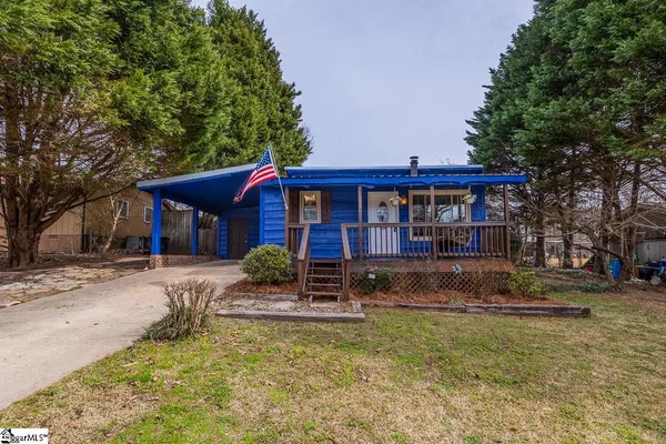 $255,900 | 124 Nottingham Lane, Easley, SC 29640