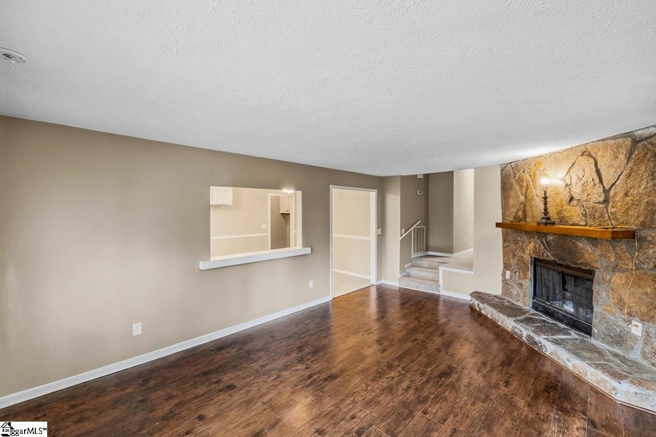 124 Nottingham Lane Easley, SC 29640 - Photo 6 of 30