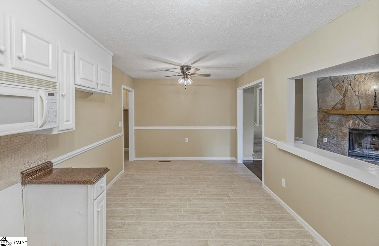 124 Nottingham Lane Easley, SC 29640 - Photo 7 of 30