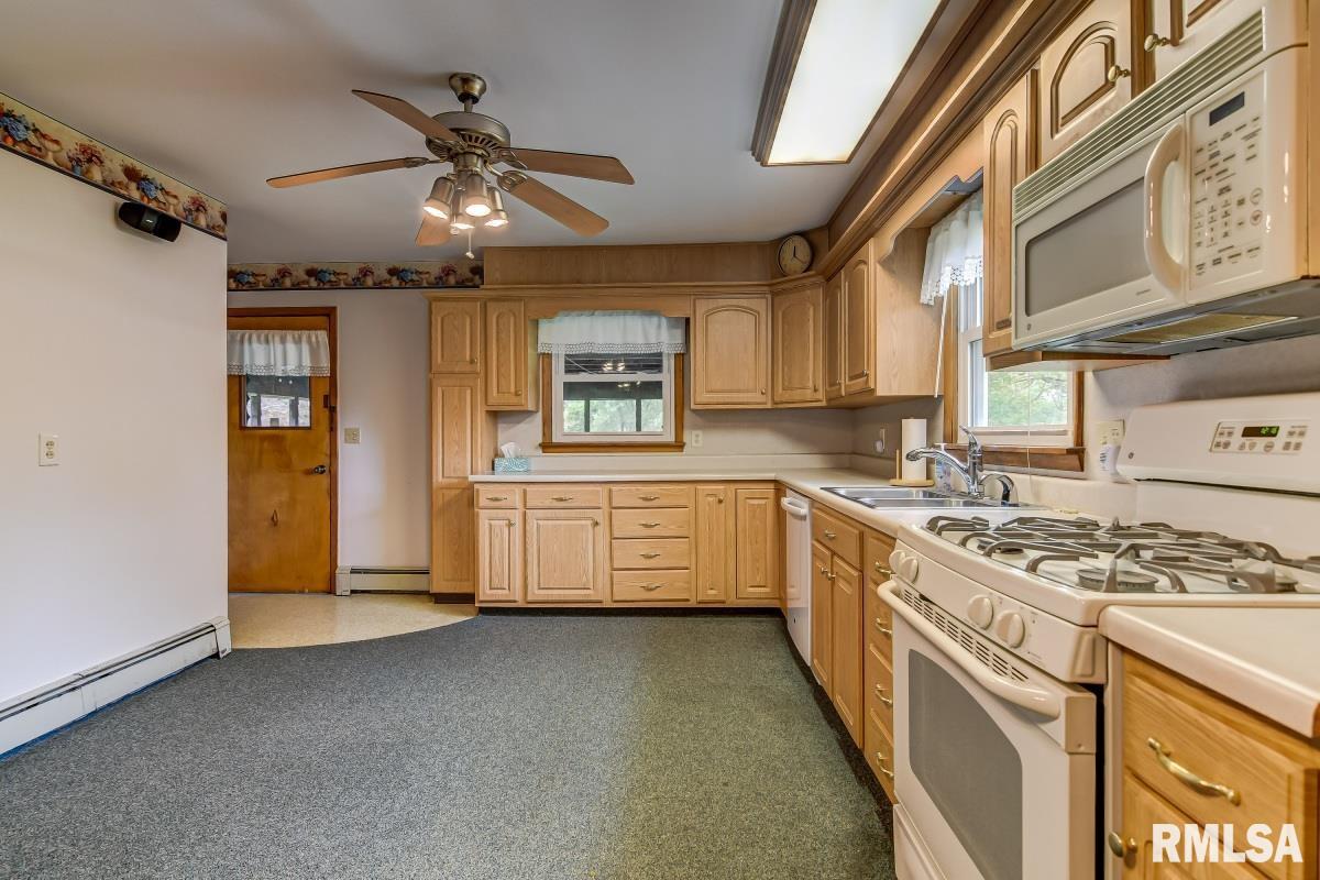 3445 Winch Road Springfield, IL 62707 - Photo 8 of 41