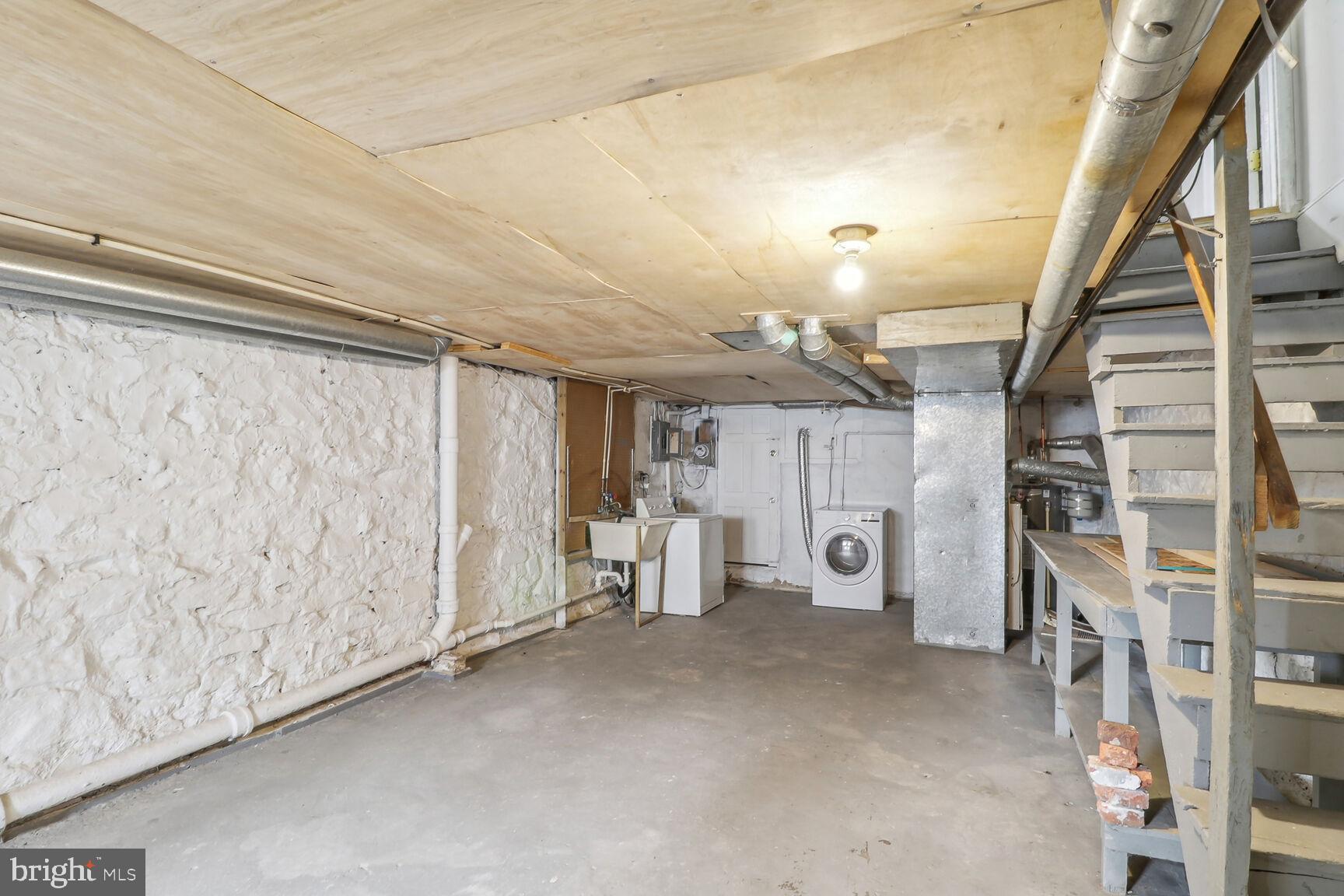 2818 Quantico Avenue Baltimore, MD 21215 - Photo 20 of 26