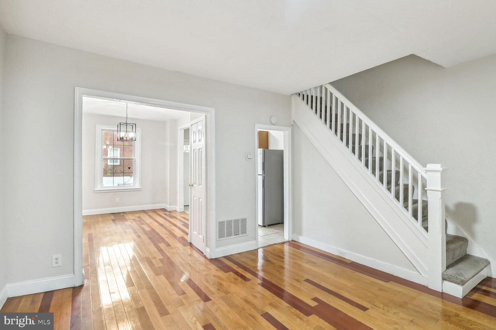 2818 Quantico Avenue Baltimore, MD 21215 - Photo 5 of 26