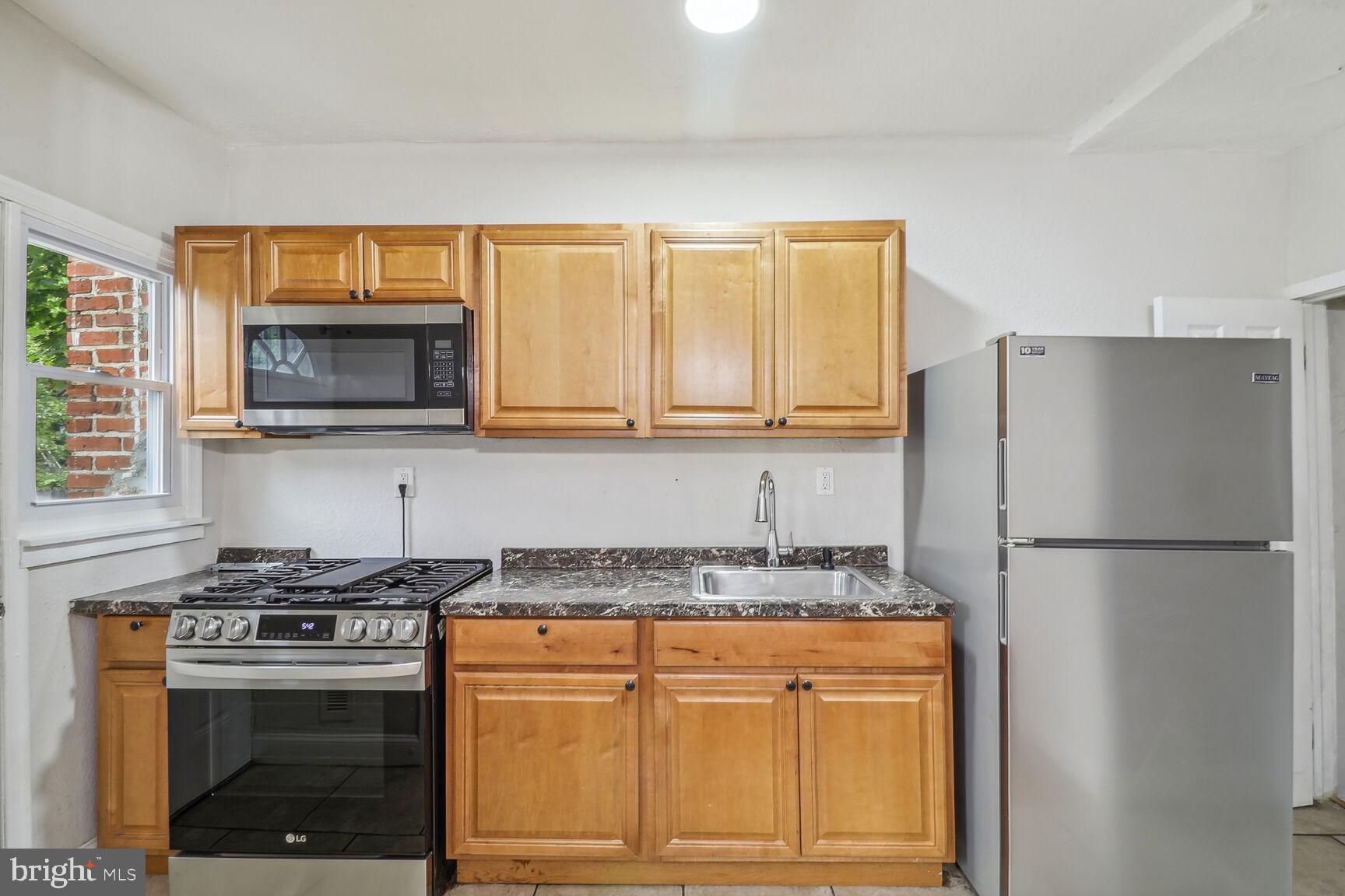 2818 Quantico Avenue Baltimore, MD 21215 - Photo 10 of 26